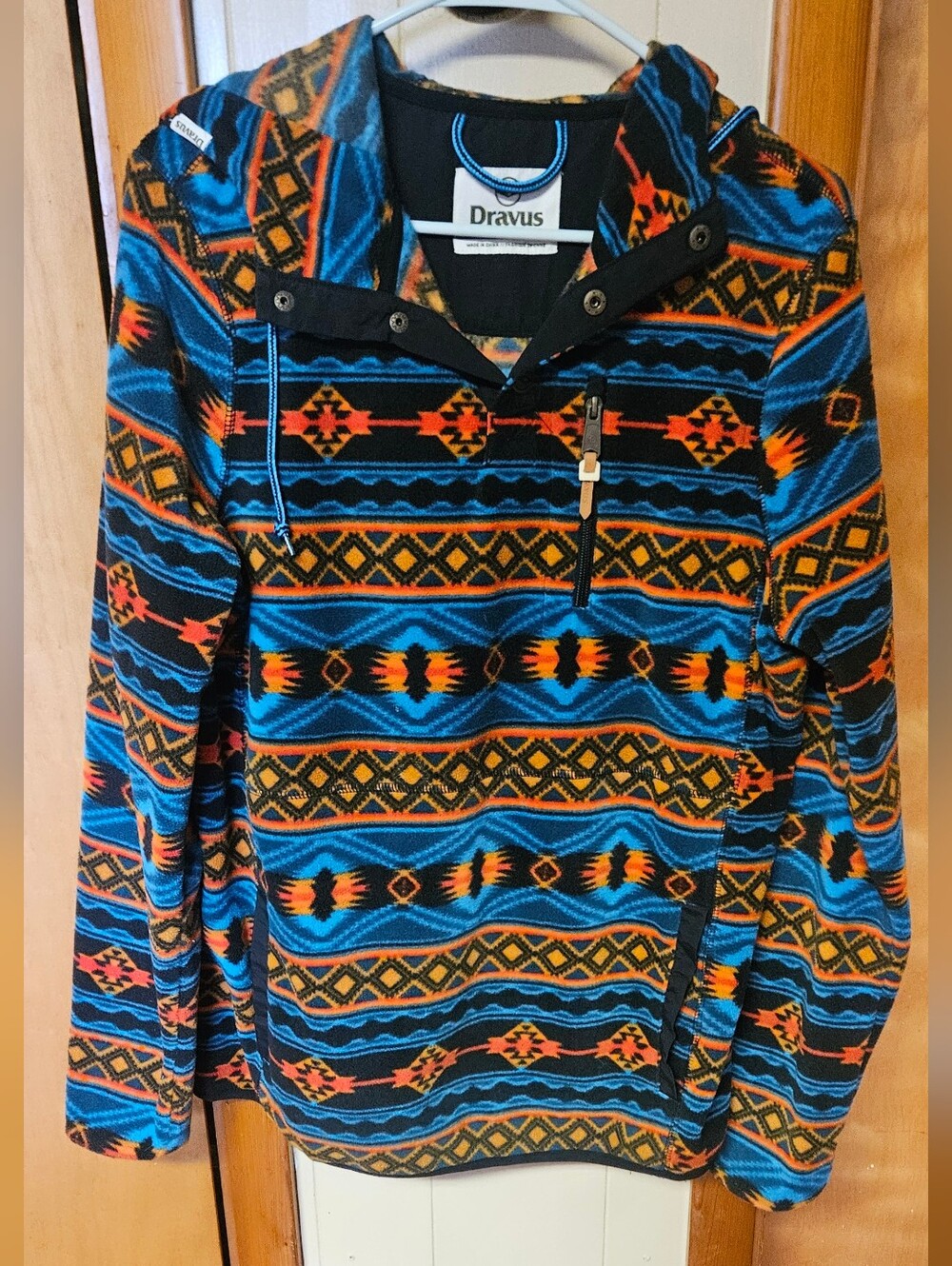 Dravus Men’s V-Neck Pullover Sweater Jacket - Blue & Black Aztec